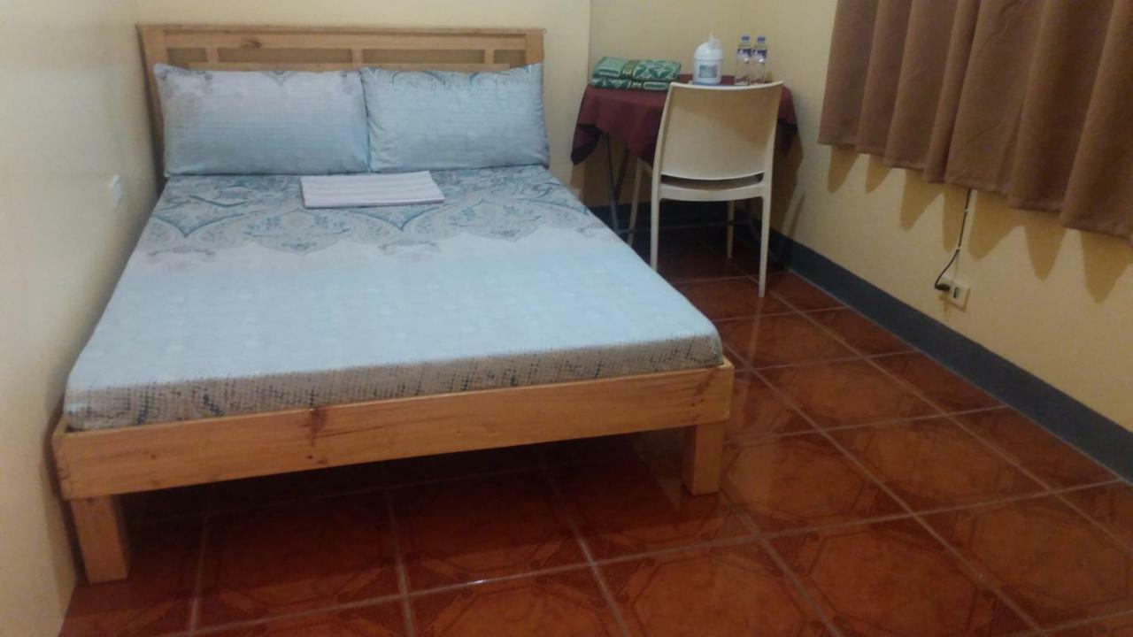 Jaeger Gasthof Near Airport 1 Staycation Only Paranaque City Exterior foto